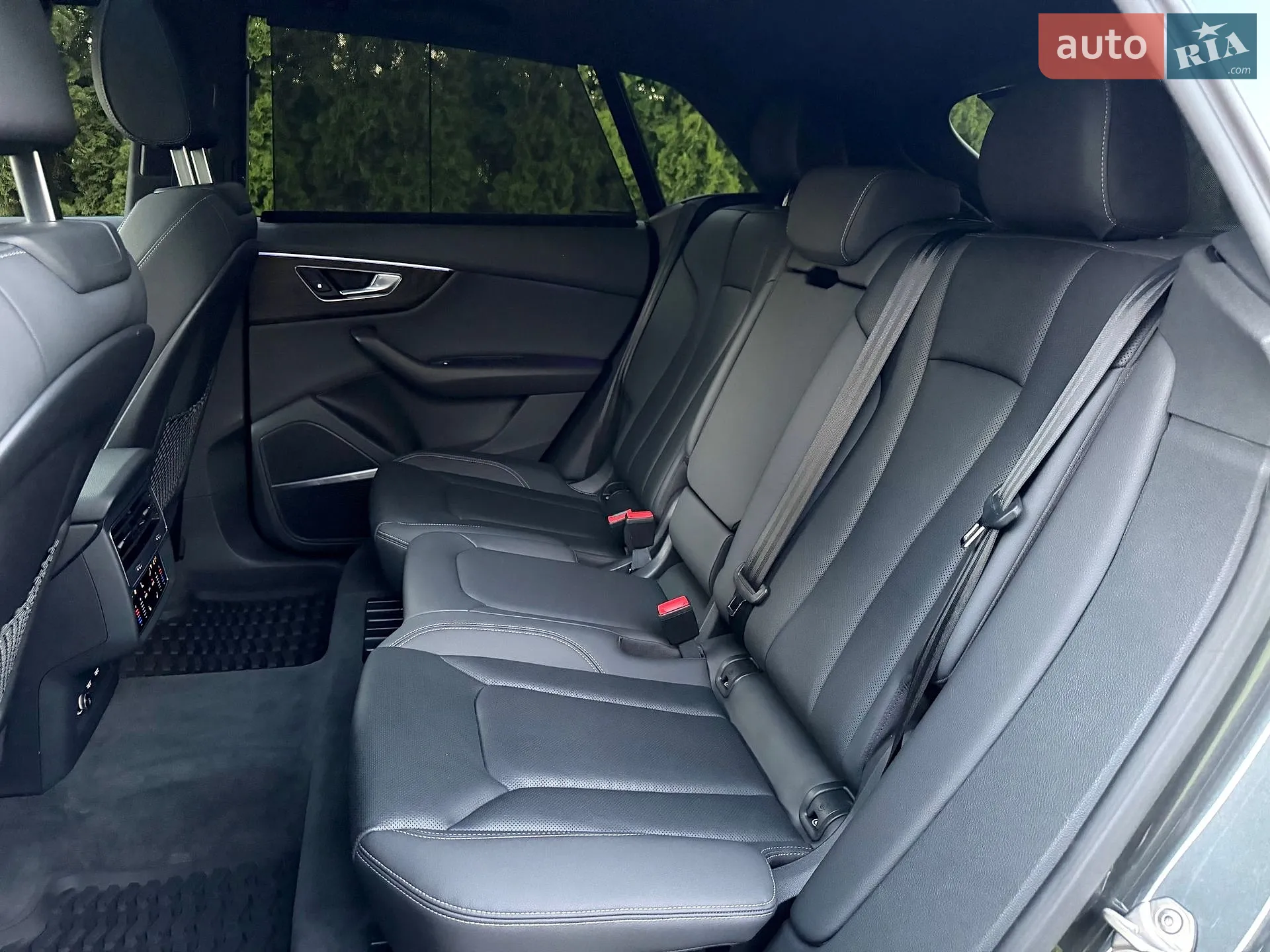 2020 Audi Q8 - мініатюра 33