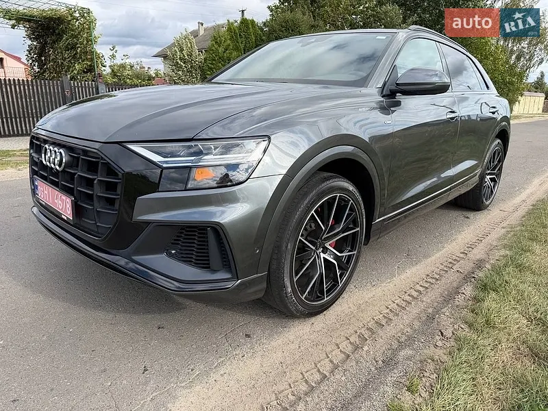 Audi Q8