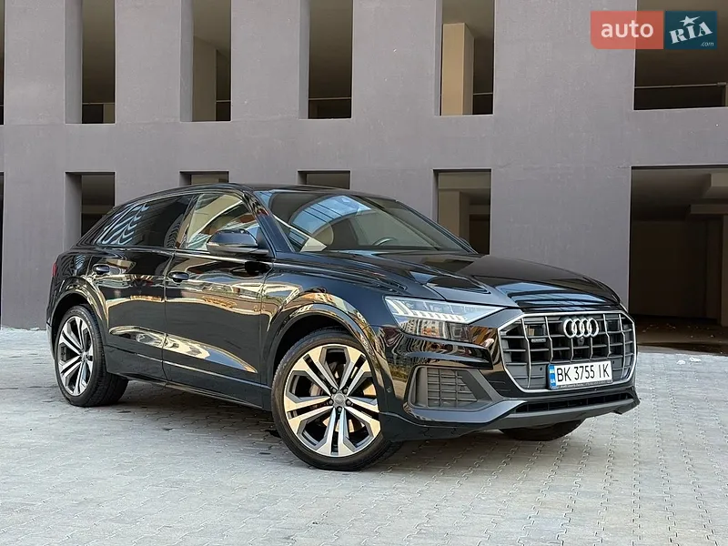 Audi Q8 2021