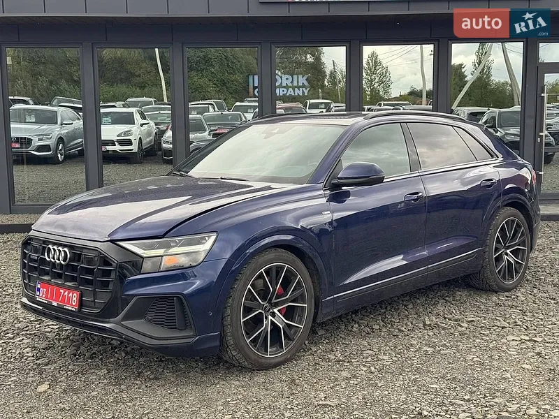 Audi Q8