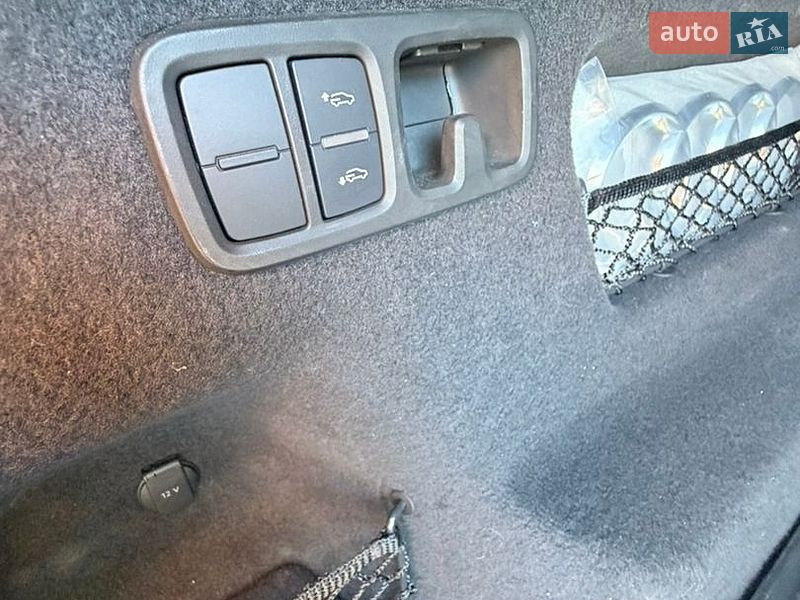 Внедорожник / Кроссовер Audi Q8 2020 в Луцке
