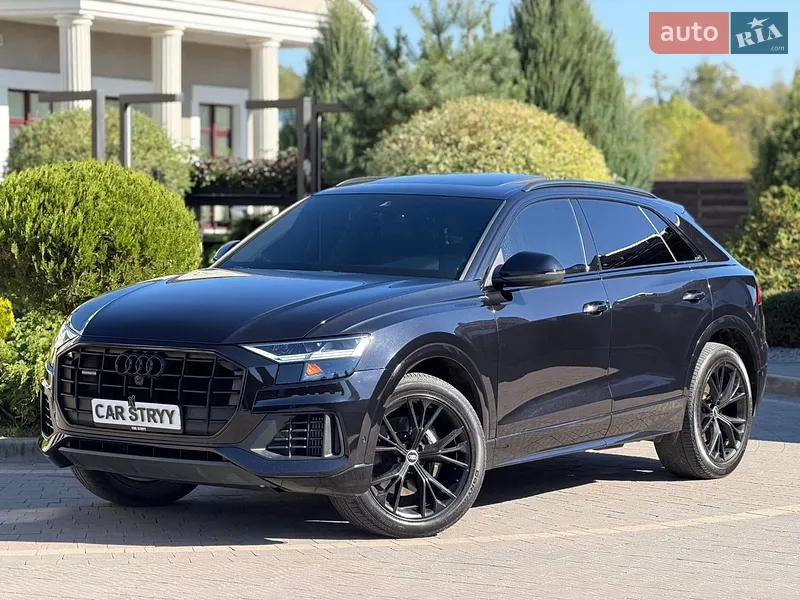 Audi Q8 2021