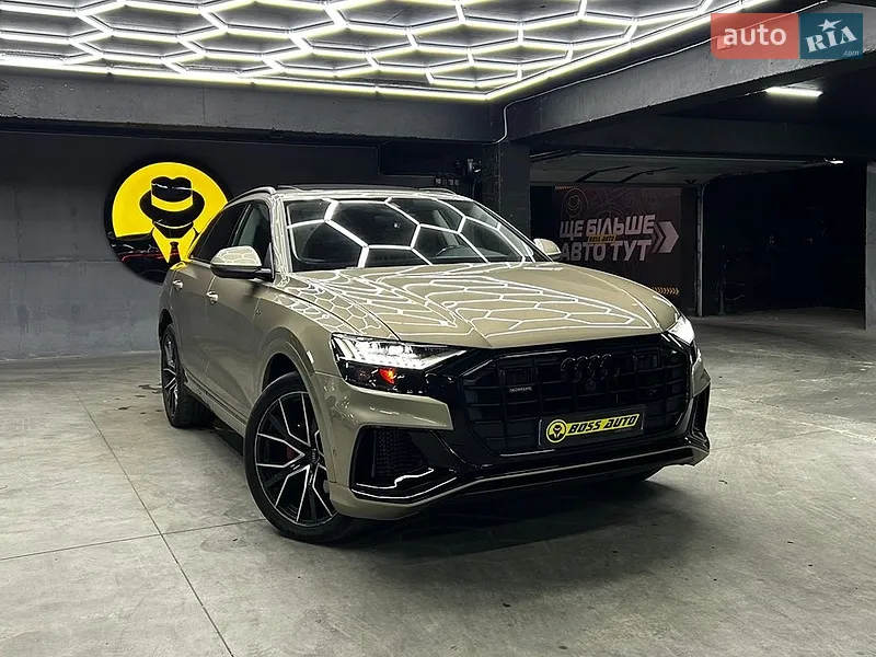 Audi Q8