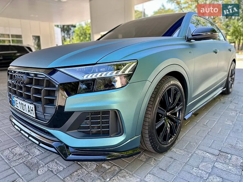 Audi Q8