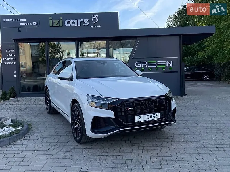 Audi Q8