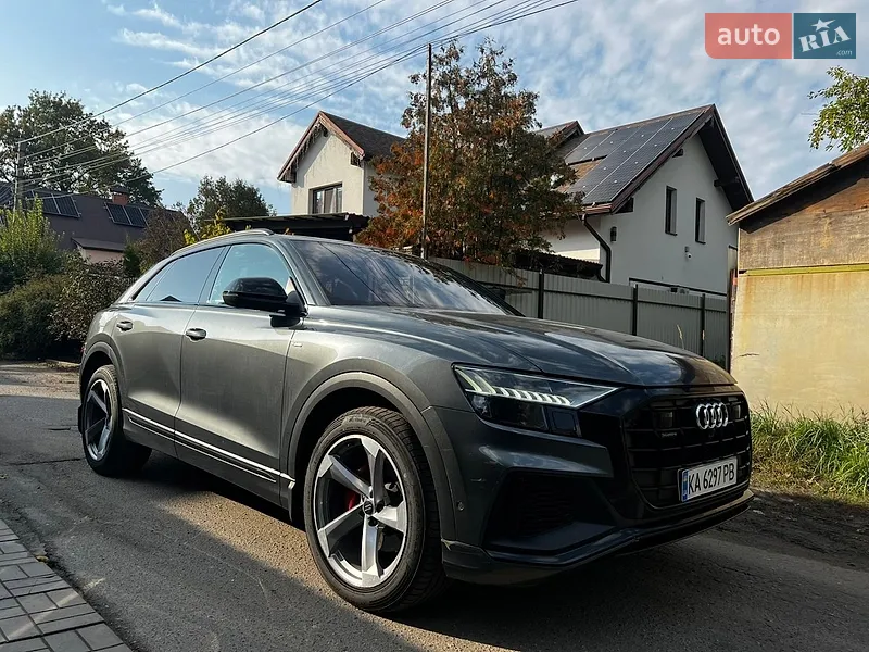 Audi Q8