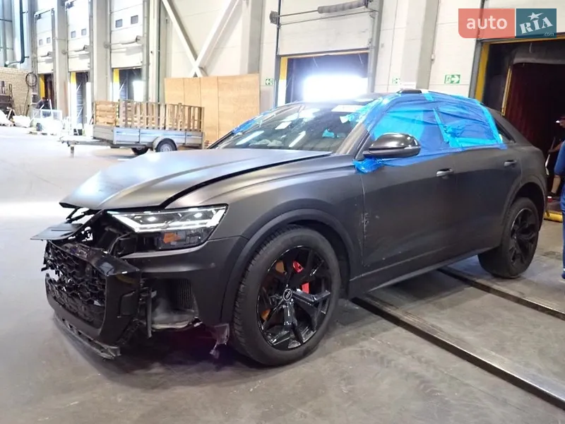 Audi Q8