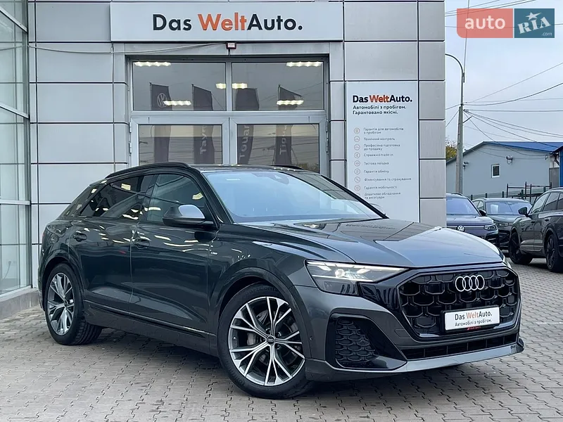 Audi Q8