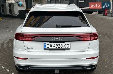 Позашляховик / Кросовер Audi Q8 2021 в Києві