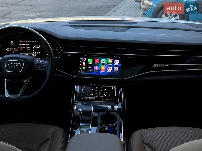 Позашляховик / Кросовер Audi Q8 2021 в Києві