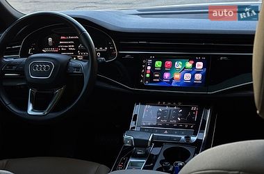 Позашляховик / Кросовер Audi Q8 2021 в Києві
