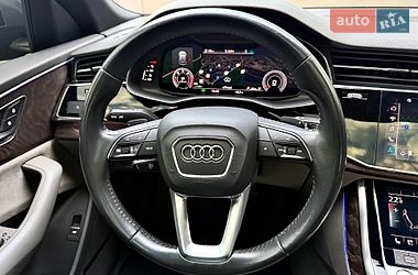 Позашляховик / Кросовер Audi Q8 2020 в Києві