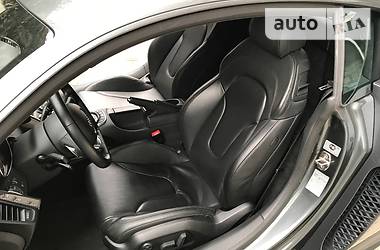 Купе Audi R8 2010 в 