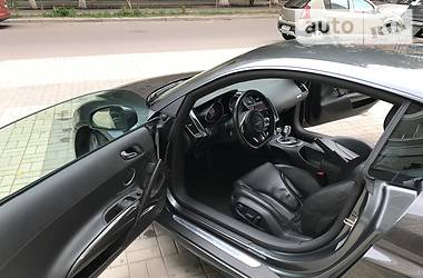 Купе Audi R8 2010 в 