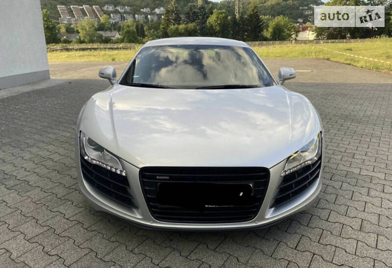 Купе Audi R8 2008 в Киеве