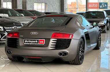Купе Audi R8 2007 в 