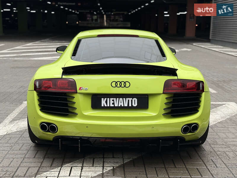 Купе Audi R8 2008 в Киеве
