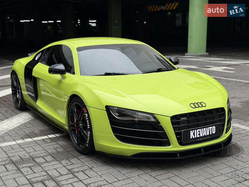 Купе Audi R8 2008 в Киеве