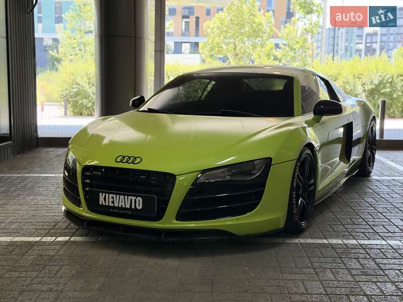 Купе Audi R8 2008 в Киеве