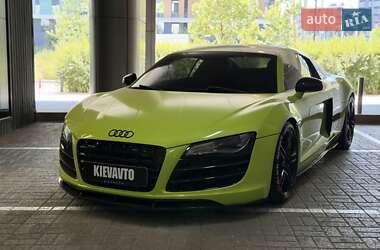 Купе Audi R8 2008 в 