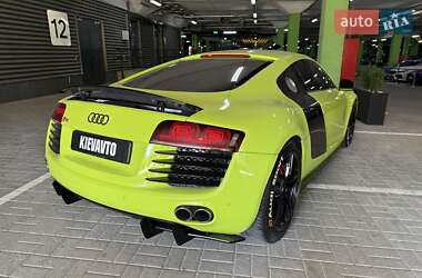 Купе Audi R8 2008 в 