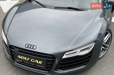 Купе Audi R8 2013 в  фото 5 Купе Audi R8 2013 в