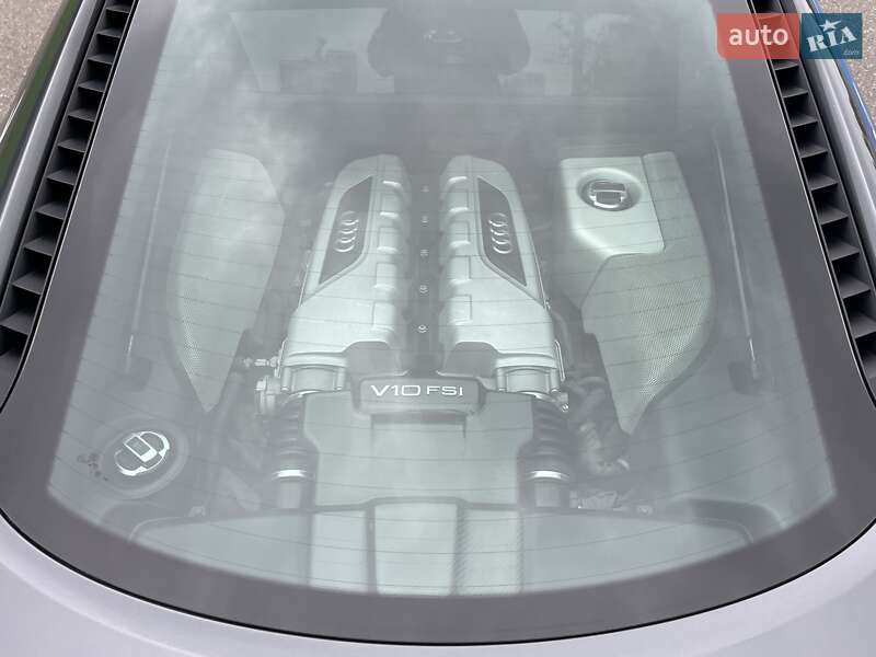 Купе Audi R8 2013 в Киеве