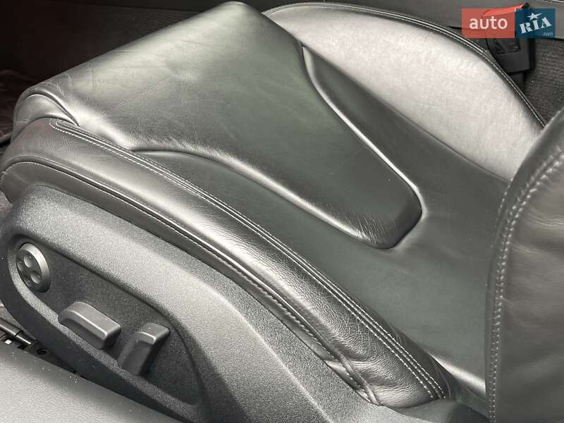 Купе Audi R8 2013 в Киеве