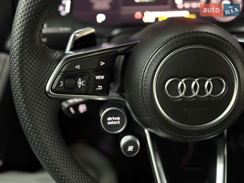 Родстер Audi R8 2017 в Києві фото 15 Родстер Audi R8 2017 в Києві