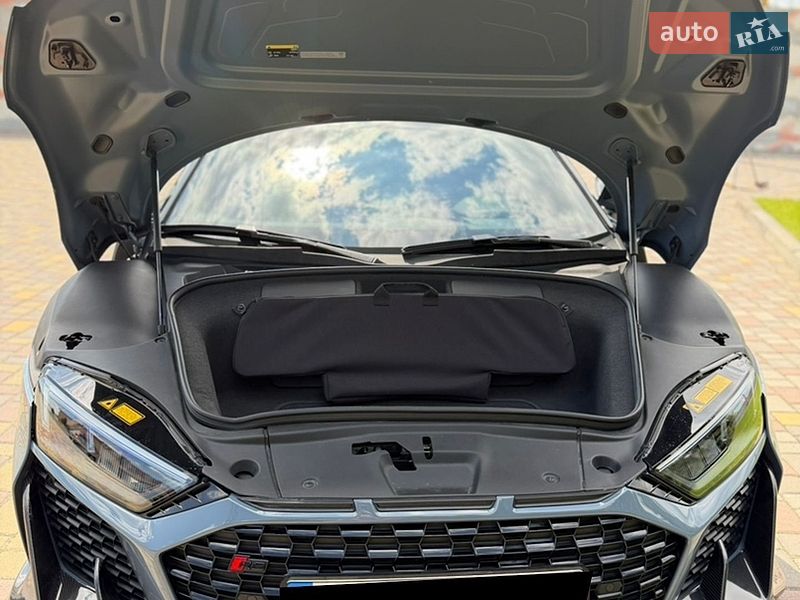 Родстер Audi R8 2020 в Днепре