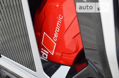 Купе Audi RS e-tron GT 2021 в 