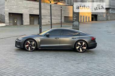 Купе Audi RS e-tron GT 2022 в Киеве