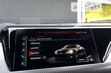 Купе Audi RS e-tron GT 2021 в Киеве