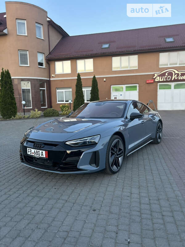 Купе Audi RS e-tron GT 2021 в Ужгороде