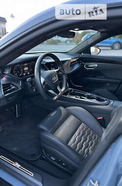 Купе Audi RS e-tron GT 2021 в Ужгороде
