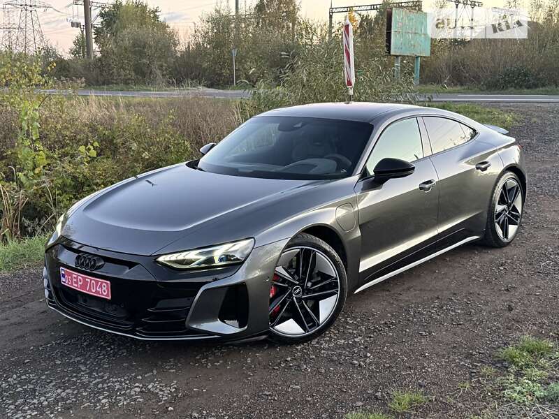 Купе Audi RS e-tron GT 2021 в Києві