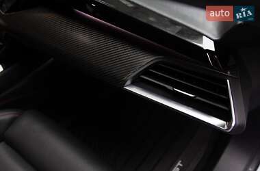 Купе Audi RS e-tron GT 2021 в 