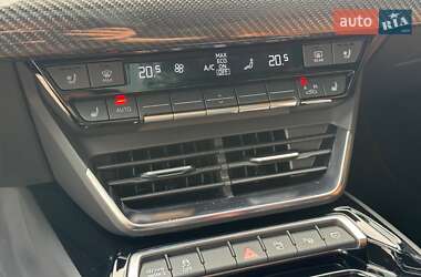 Купе Audi RS e-tron GT 2021 в 