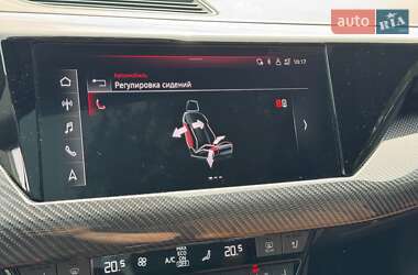 Купе Audi RS e-tron GT 2021 в 