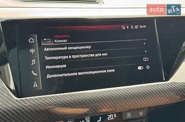 Купе Audi RS e-tron GT 2021 в 