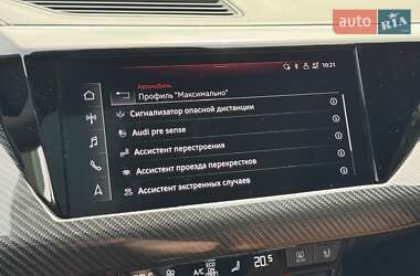 Купе Audi RS e-tron GT 2021 в 