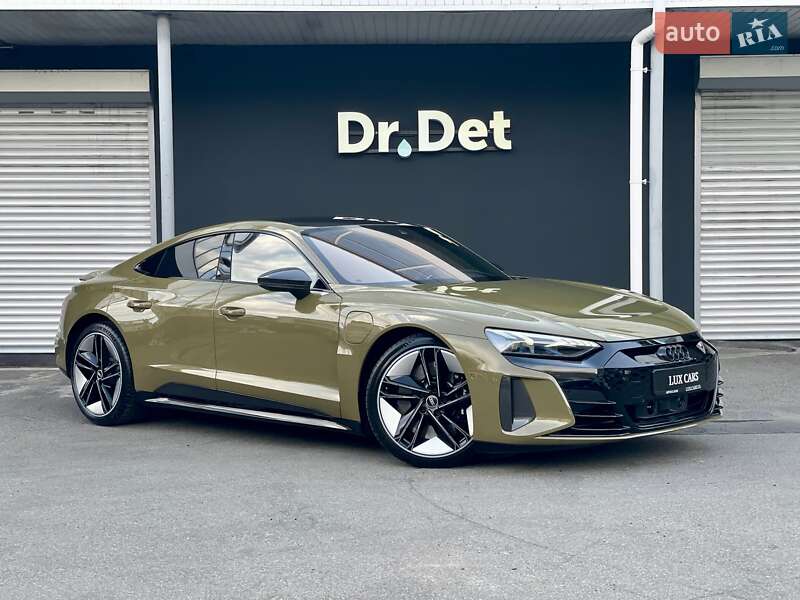 Audi RS e-tron GT 2021
