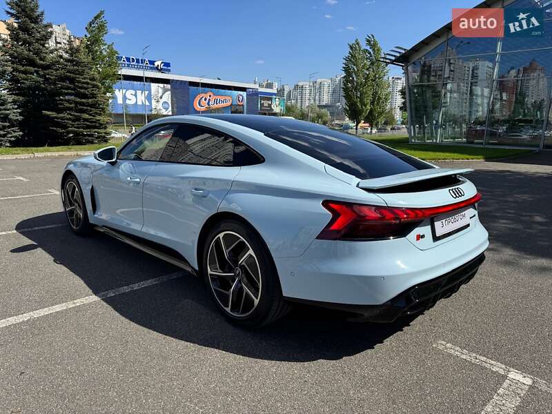 Купе Audi RS e-tron GT 2023 в Києві