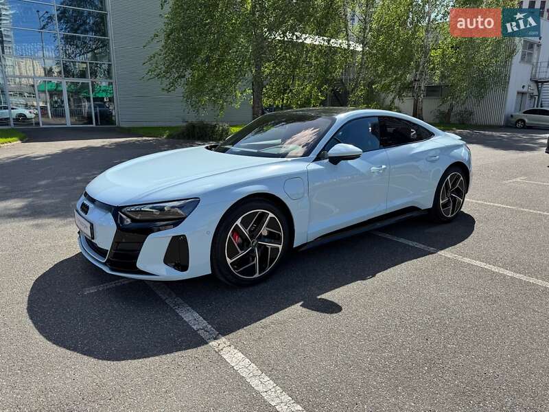 Купе Audi RS e-tron GT 2023 в Києві
