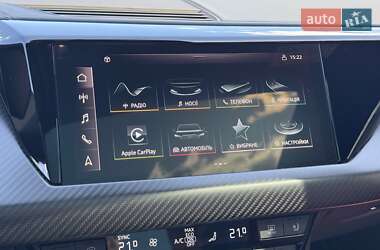 Купе Audi RS e-tron GT 2023 в 