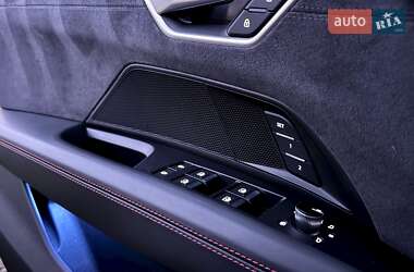 Купе Audi RS e-tron GT 2021 в 