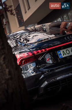 Купе Audi RS e-tron GT 2021 в 