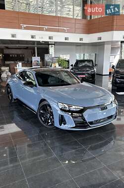Купе Audi RS e-tron GT 2023 в Дніпрі