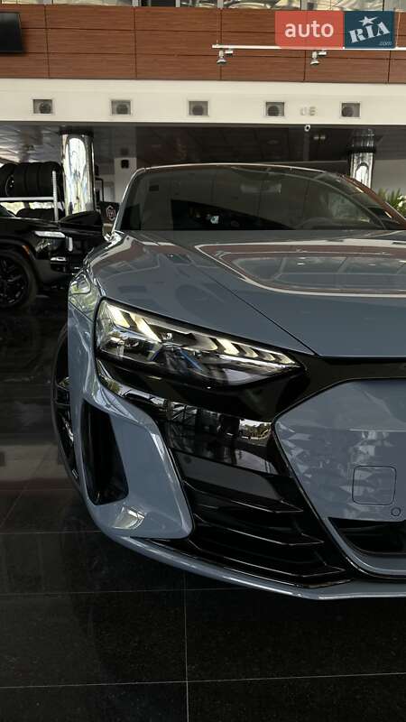 Купе Audi RS e-tron GT 2023 в Дніпрі