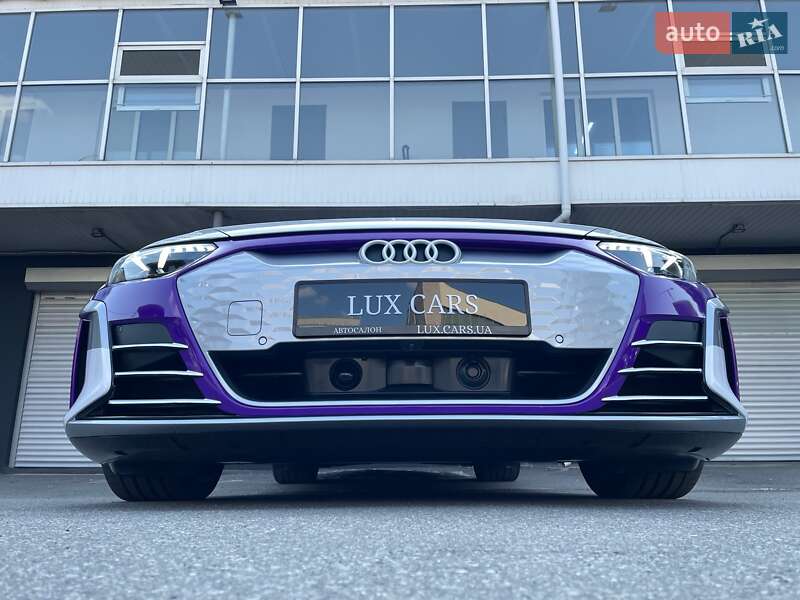Купе Audi RS e-tron GT 2024 в Києві